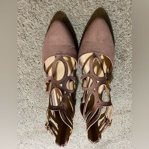 Lauren Conrad Shoe (women’s size 9)